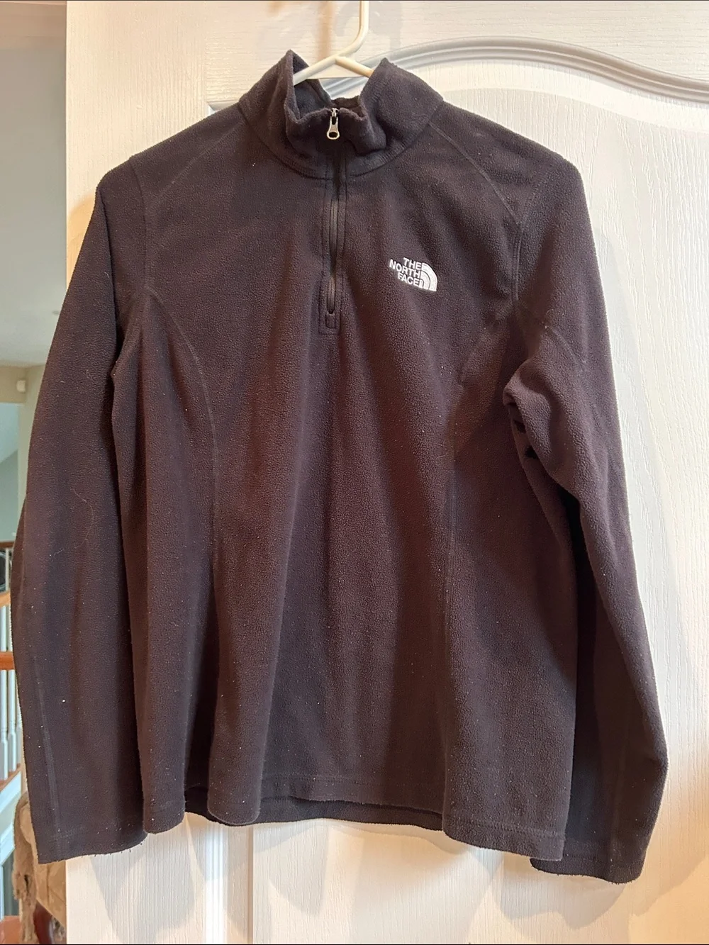 The North Face Men's Black Half-Zip Fleece Pullover